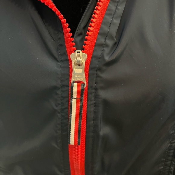 Tommy Hilfiger Black and Red womens L windbreaker Jacket EUC - Picture 2 of 8